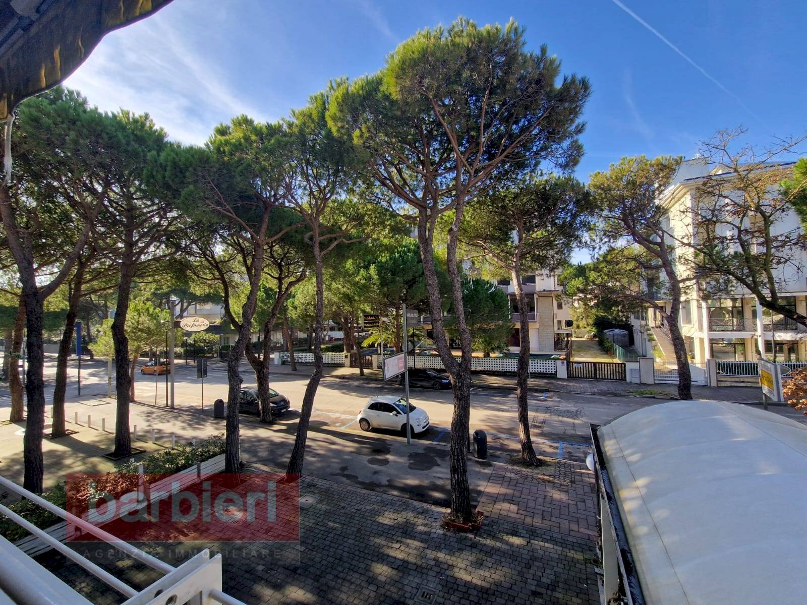 Foto 1 - Negozio Viale Due Giugno, Cervia - foto 1