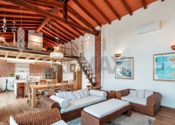 Sala da pranzo - Villa via delle schiave
 
18, Gavardo - foto 27