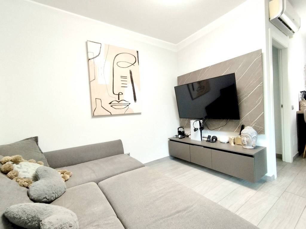 Soggiorno - Two-room apartment via Ugo Foscolo, 23, Rho - photo 3