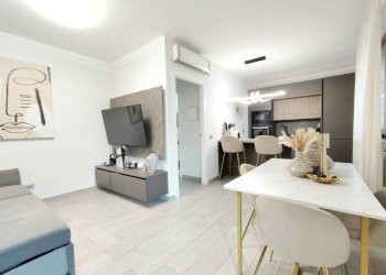 Soggiorno - Bilocale via Ugo Foscolo, 23, Rho - foto 2