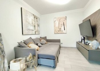 Soggiorno - Bilocale via Ugo Foscolo, 23, Rho - foto 5