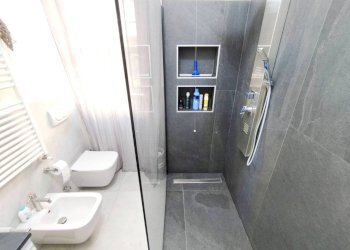 Bagno - Bilocale via Ugo Foscolo, 23, Rho - foto 17