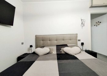 Camera da letto - Bilocale via Ugo Foscolo, 23, Rho - foto 25