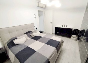 Camera da letto - Bilocale via Ugo Foscolo, 23, Rho - foto 28