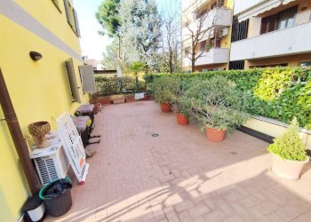 Terrazzo - Bilocale via Ugo Foscolo, 23, Rho - foto 40