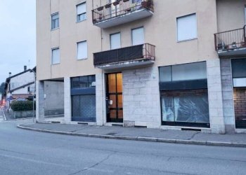 Facciata - Monolocale via Monte Grappa, 2, Parabiago - foto 13