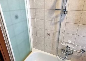 Bagno - Independent house via Circonvallazione Ovest, 5, Lozzolo - photo 19