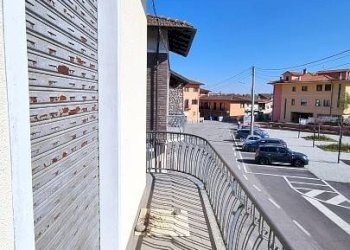 Terrazzo - Independent house via Circonvallazione Ovest, 5, Lozzolo - photo 37