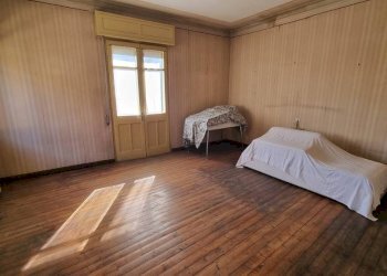 Camera da letto - Casa indipendente via Circonvallazione Ovest, 5, Lozzolo - foto 38