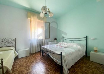 Camera da letto - Stabile - Palazzo Località Montetiffi, 25, Sogliano al Rubicone - foto 12
