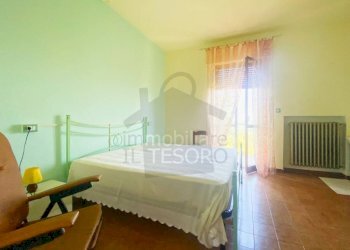 Camera da letto - Stabile - Palazzo Località Montetiffi, 25, Sogliano al Rubicone - foto 16