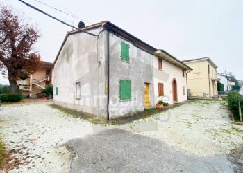 Facciata - Casa indipendente via Romagna, 54, Novafeltria - foto 1