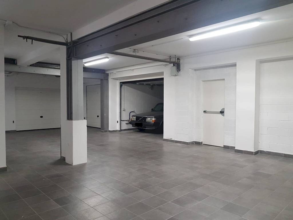 Interno non residenziale - Box via Ugo Lenzi, Bologna (neighborhood Centro Storico) - photo 1