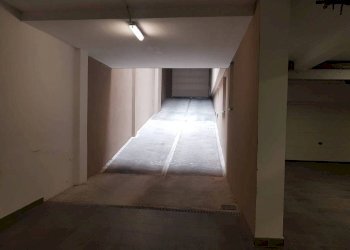 Magazzino - Box via Ugo Lenzi, Bologna (neighborhood Centro Storico) - photo 4