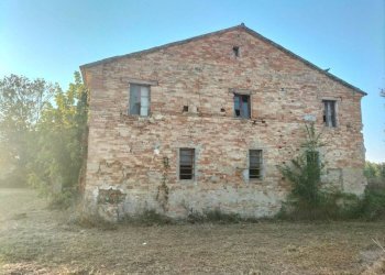 Facciata - Rustico contrada Ricciola, 87, Recanati - foto 4