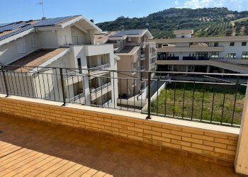 Foto 1 - Four-room apartment via Scopellitti, Tortoreto - photo 1