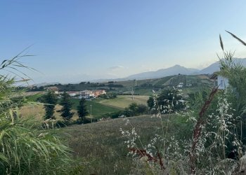 Foto 18 - Terreno edificabile via Piane Tronto
 
snc, Torano Nuovo - foto 18