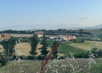 Foto 19 - Terreno edificabile via Piane Tronto
 
snc, Torano Nuovo - foto 19