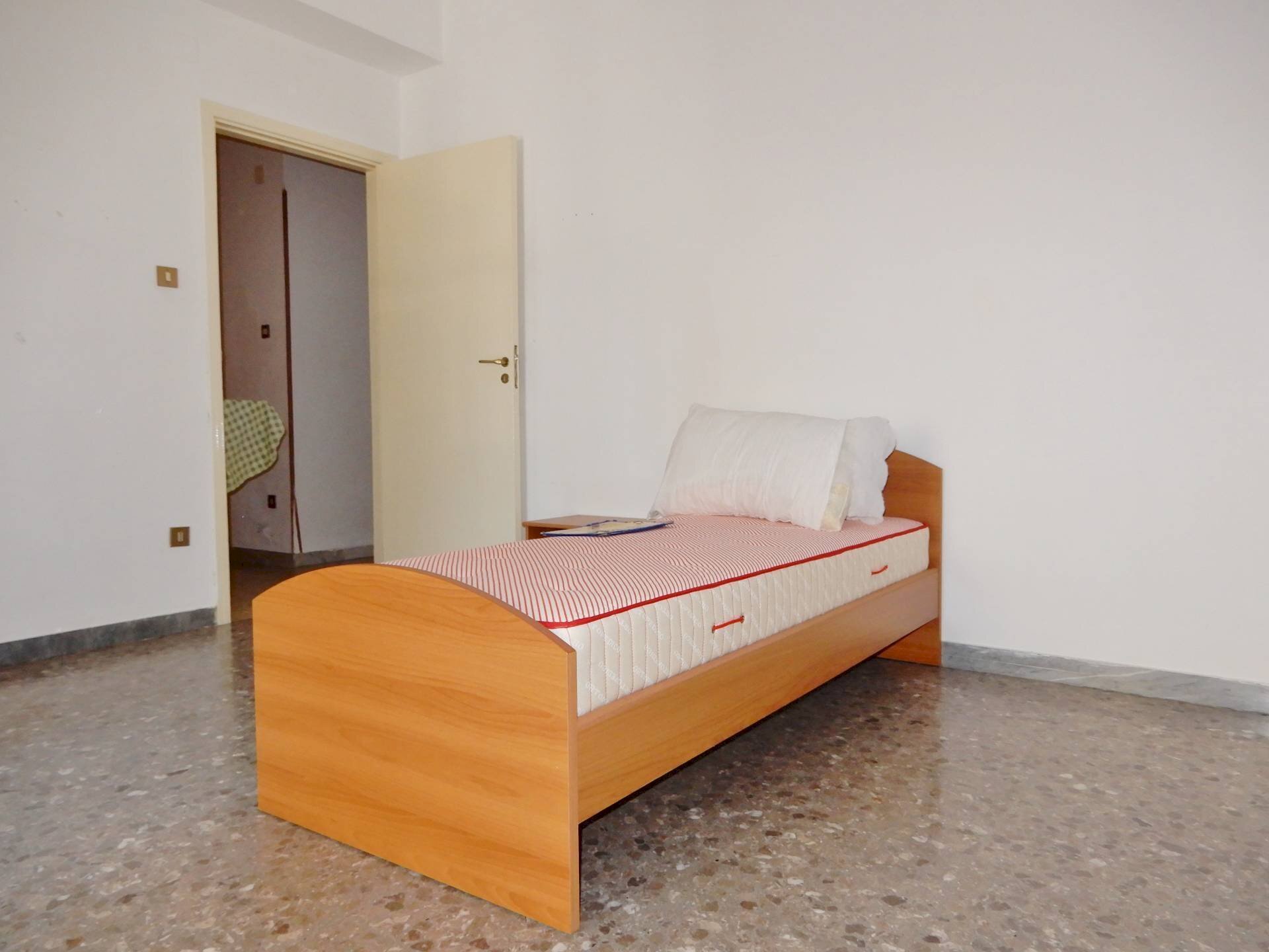 Foto 3 - Terreno non edificabile Viale Pio X
 
52, Catanzaro - foto 3