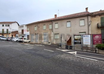 Edificio all\'aperto - Casa semi indipendente Nizza Monferrato - foto 26
