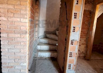 Scale - Casa semi indipendente Nizza Monferrato - foto 42