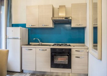 Cucina - Bilocale via Tobruk, 10, Milano (zona Lorenteggio) - foto 3