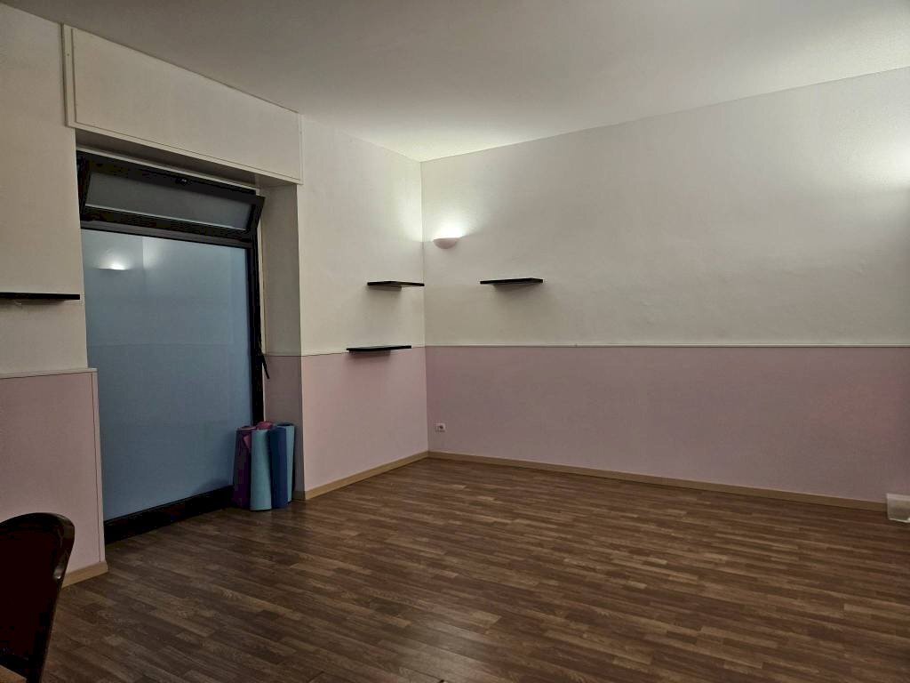 Interno non residenziale - Appartamento via Antica Romana di Quinto, Genova (zona Quarto) - foto 1