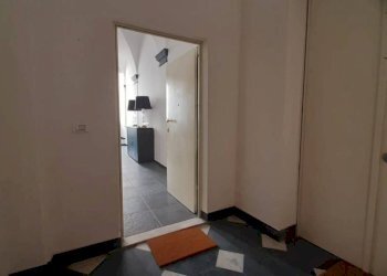 Ingresso - Quadrilocale piazza di San Marcellino, Genova (zona Centro Storico) - foto 13