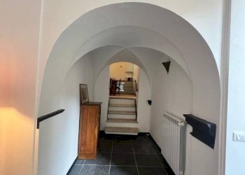 Stanza non arredata - Quadrilocale piazza di San Marcellino, Genova (zona Centro Storico) - foto 22