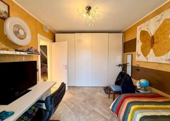 Camera da letto - Appartamento via Don Lorenzo Milani, 6, Carmagnola - foto 14