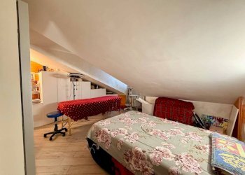 Camera da letto - Appartamento via Don Lorenzo Milani, 6, Carmagnola - foto 23