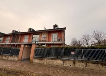 Facciata - Appartamento via Don Lorenzo Milani, 6, Carmagnola - foto 29