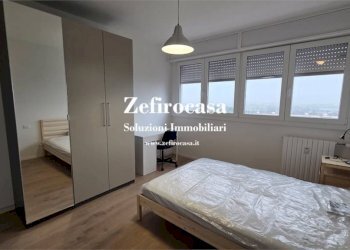 Camera da letto - Quadrilocale Bologna (zona San Donato) - foto 12