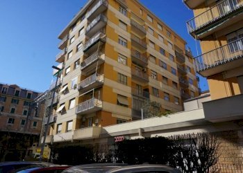 Facciata - Appartamento via Augusto Albini, 1, Genova (zona Sampierdarena) - foto 1