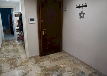 Corridoio - Appartamento via Augusto Albini, 1, Genova (zona Sampierdarena) - foto 3