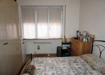 Camera da letto - Appartamento via Augusto Albini, 1, Genova (zona Sampierdarena) - foto 13