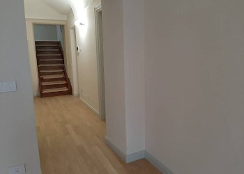 Corridoio - Appartamento piazza della Bollente, Acqui Terme - foto 8