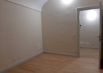 Camera da letto - Appartamento piazza della Bollente, Acqui Terme - foto 10