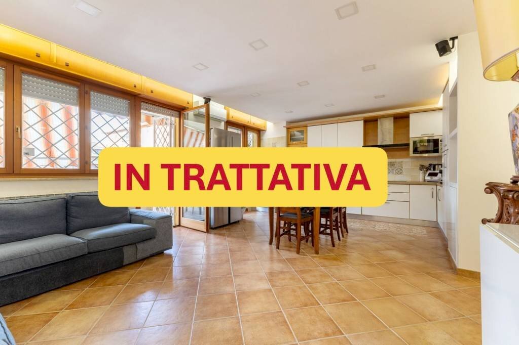 Salone - Quadrilocale via Pia Nalli, Roma - foto 1