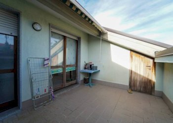 Terrazzo - Quadrilocale via Rocca de' Baldi, 6, frazione Madonna Delle Grazie, Cuneo - foto 4