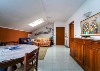 Salone - Quadrilocale via Rocca de' Baldi, 6, frazione Madonna Delle Grazie, Cuneo - foto 8