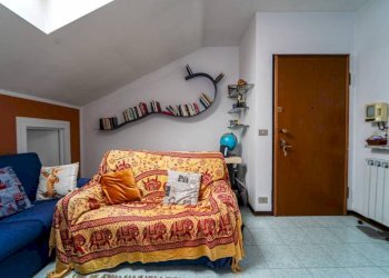 Salone - Quadrilocale via Rocca de' Baldi, 6, frazione Madonna Delle Grazie, Cuneo - foto 10