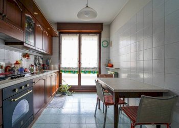 Cucina - Quadrilocale via Rocca de' Baldi, 6, frazione Madonna Delle Grazie, Cuneo - foto 11