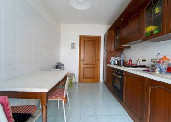 Cucina - Quadrilocale via Rocca de' Baldi, 6, frazione Madonna Delle Grazie, Cuneo - foto 13