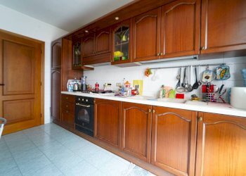 Cucina - Quadrilocale via Rocca de' Baldi, 6, frazione Madonna Delle Grazie, Cuneo - foto 14