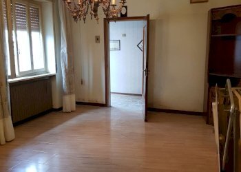 soggiorno piano terra - Casa indipendente piazza Aldo Moro, Bagnolo Cremasco - foto 5