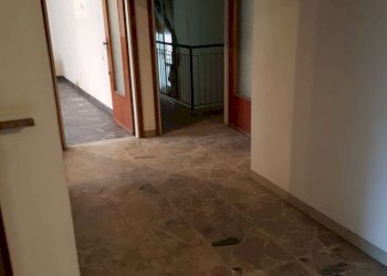 disimpegno piano primo - Casa indipendente piazza Aldo Moro, Bagnolo Cremasco - foto 37