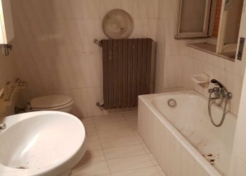 bagno piano terra - Casa indipendente piazza Aldo Moro, Bagnolo Cremasco - foto 67