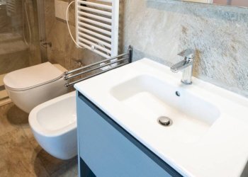 Bagno - Bilocale via Valassina, 35, Milano (zona Dergano) - foto 12