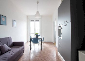 Salone - Trilocale via Ruggero Leoncavallo, 17, Milano (zona Casoretto) - foto 2